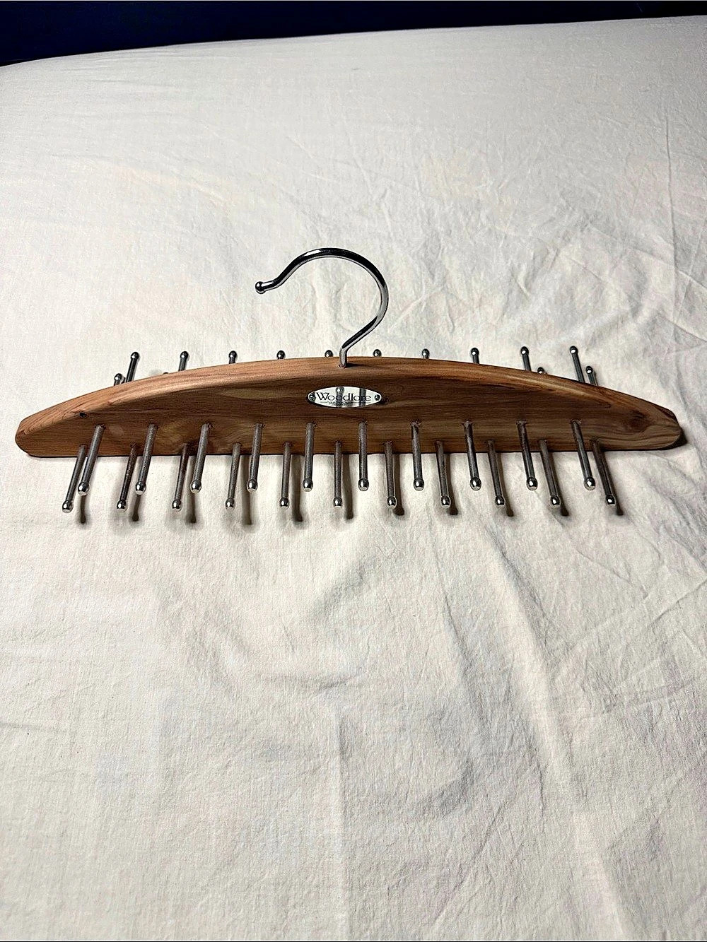 Woodlore Cedar Hanging Tie Organizer